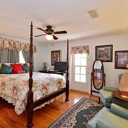 Sabal Palm House Bed And Breakfast レイク・ワース 部屋 写真
