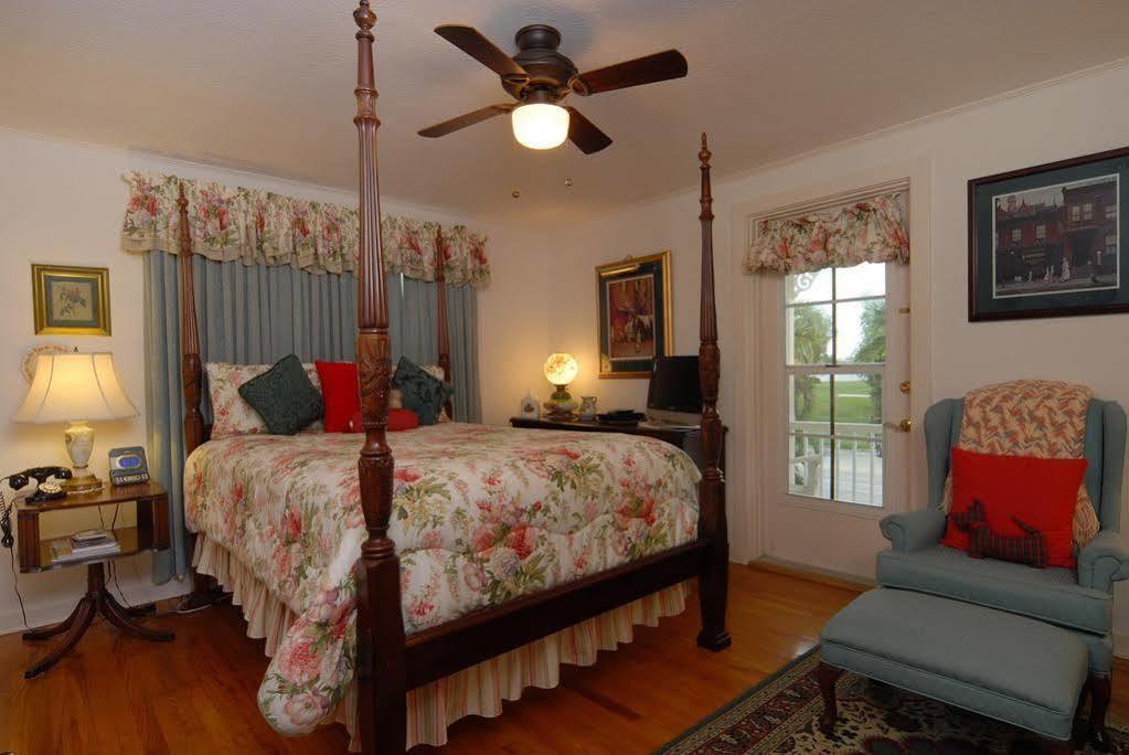 Sabal Palm House Bed And Breakfast レイク・ワース エクステリア 写真